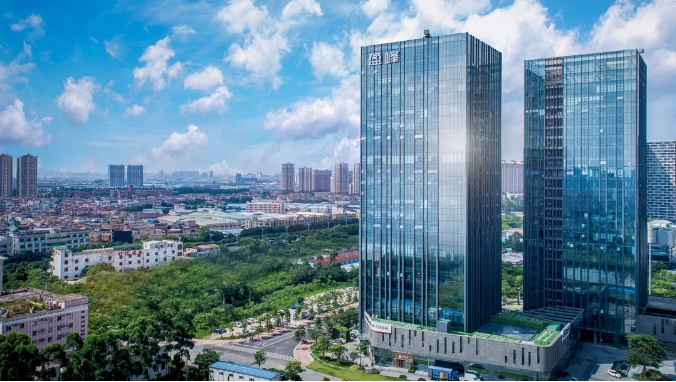 �ᶨս�Ծ۽���һ��Ͷ���з�����������Ӫ��21.62�ڡ������껯36.43�ڡ���Լ�ܶ�445��