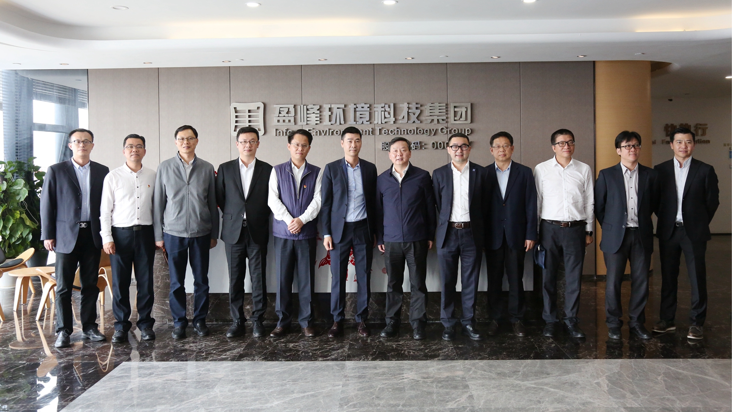 ��ɽ��ί����ǡ��г���ΰһ��ݰ��MK�������ε���ָ��